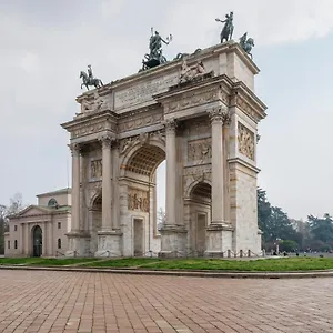Luxury Near Arco Della Pace Guerrazzi 9 Milano